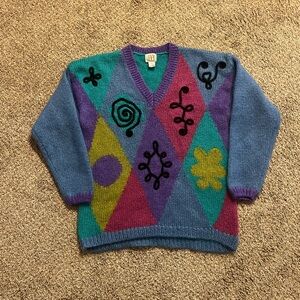 Vintage Ivy Color-Block V-Neck Sweater with Geometric Patterns